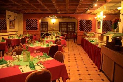 Hotel Roma Plaza 4*